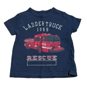 2T Gap fire truck t-shirt